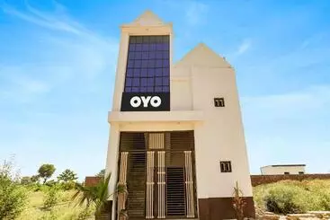 Hotel Oyo Flagship 81043 Paradise Inn