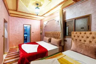 Pensione Riad Imnane Lodge