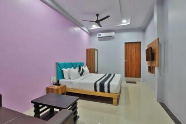 Hotel Oyo 81057  Rivanta