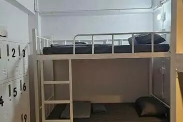 Sunsky Hostel