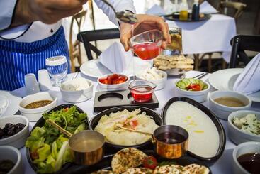 酒店 Mardius Tarihi Konak