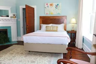 Hotelli Summit Street Inns