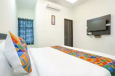 Fabhotel Atharv Palace