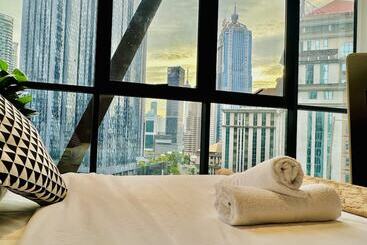 هتل آپارتمان Scarletz Suites Klcc By M Suites