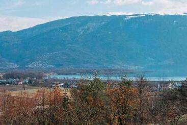 Nocleg ze śniadaniem Dama Del Lago
