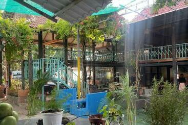 Magenta Hostel   Muine