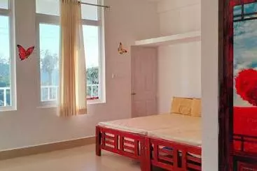 Majatalo The Paradise View Stay