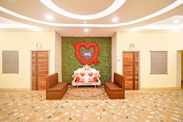 Hotel Collection O Nilanjana