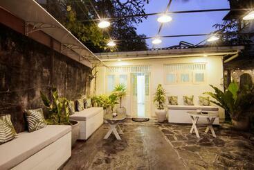 ユースホステル Bunkydew