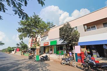 Flagship Hotel Sunlight Premium Guest House