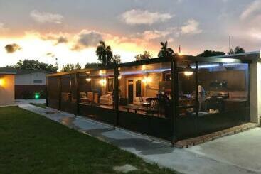 פנסיון Paradise Oasis1