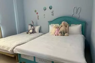 騎馬三星二館