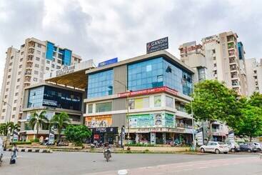 Hotel Fabexpress Solitaire, Surat