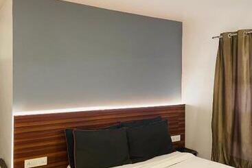 فندق The Royal Presidency Inn