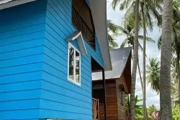 Bed & Breakfast Bungalow   Homestay Làng Bè