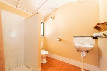 酒店 Dunsborough Rail Carriages & Farm Cottages