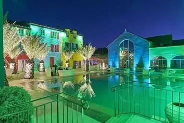 ホテル Le Stelsia Resort