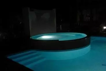 호텔 Tamarind Twin Resort