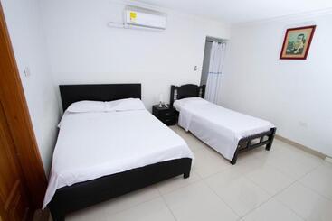 هتل Centro Recreacional Y Turístico El Alcaraván