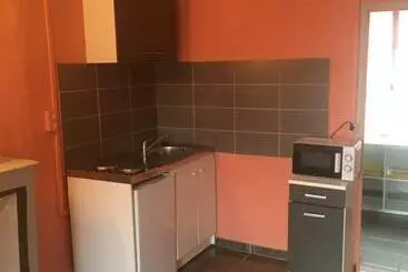 ユースホステル Studio Proche De Vulcania Et La Bourboule