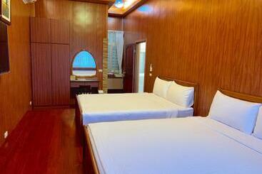 تختخواب و صبحانه 東方雲民宿