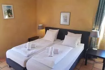 Aamiaismajoitus (B&B) Villa Mas