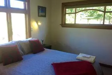 Riverside B & B