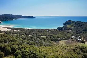 リゾートホテル Awaroa Lodge