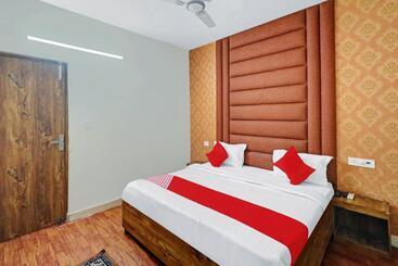 Flagship Hotel Atithi