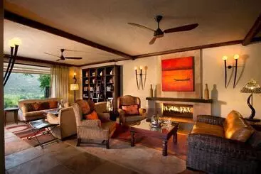 Hotel Kwa Maritane Lodge