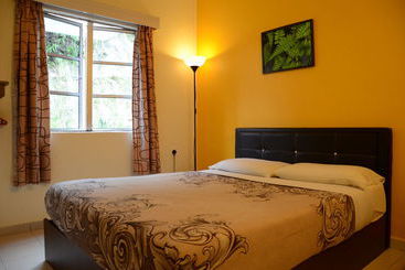 Schronisko Father S Guest House