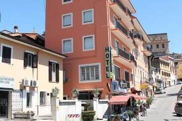 בית מלון כפרי La Villa