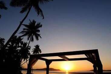 Hotelli Teso Waterfront