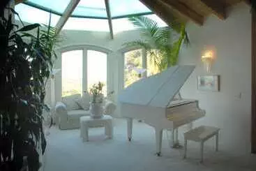 ツーリストアパートメント The Stradella Court Mansion