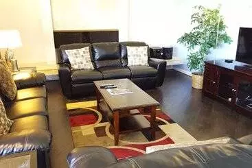 관광객 아파트 4 Bedroom Celebrity House With Pool & City View