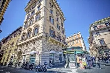 تختخواب و صبحانه Little Queen Relais