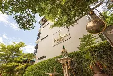 Пансион Capital O 1051 Pagoda House