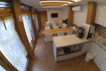 פנסיון Go Woon Dang Hanok Guest House