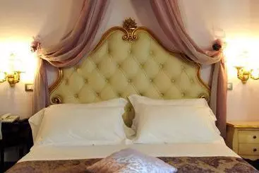 펜션 Relais Castelluccio Palusse