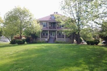 צימר Francies Inn