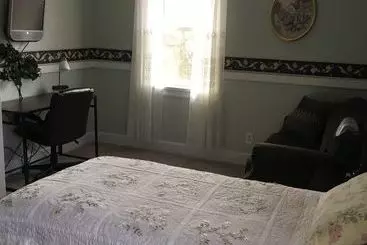 ベッドアンドブレックファースト Francies Inn