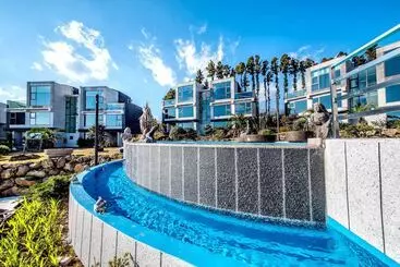 Hotel Donnaekohill Resort