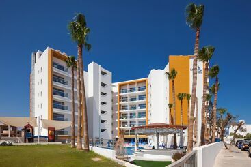 هتل آپارتمان Captain Pier