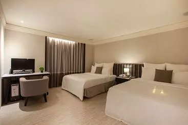 Lilai Travel   Lilia Motel