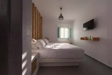 پانسیون Neptune Luxury Suites