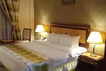 Pioneer Hotel Apartments Muscat