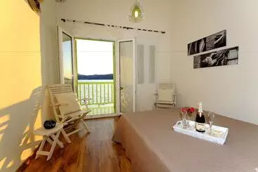 Appartements touristiques Tsakanos Sirma