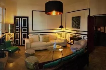 Жильё для туристов Avignon Intra Muros Historic Home Of Fogasses