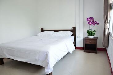 بنسيون Seedling House