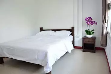 ペンション Seedling House